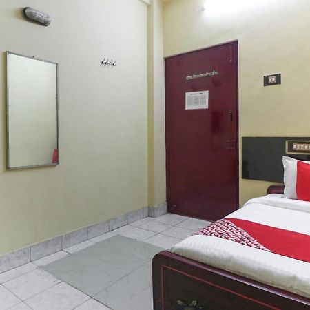 Oyo 45895 Hotel Blue Nile Ченнаи Экстерьер фото