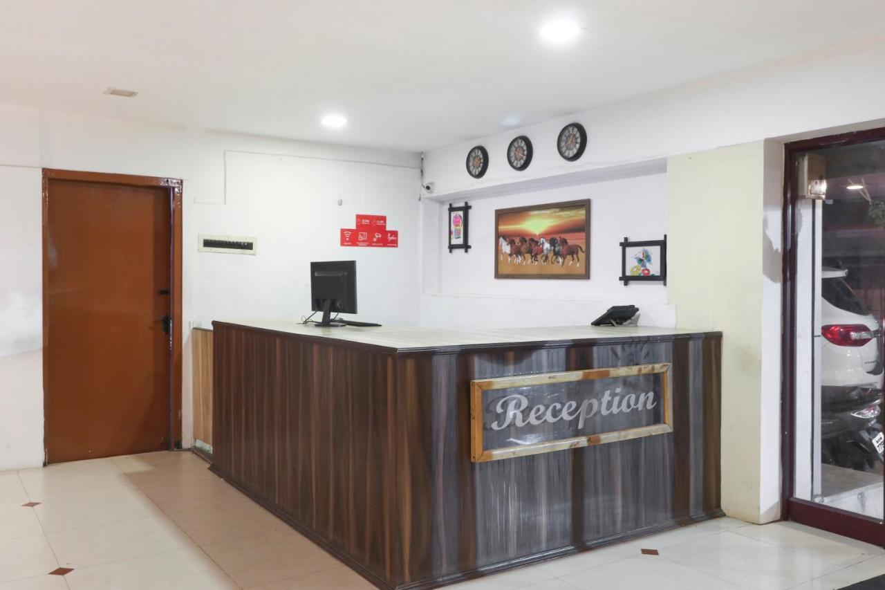 Oyo 45895 Hotel Blue Nile Ченнаи Экстерьер фото