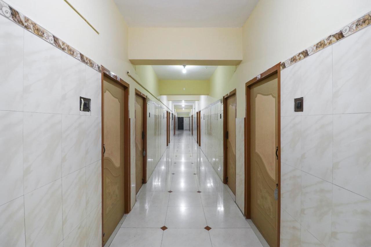 Oyo 45895 Hotel Blue Nile Ченнаи Экстерьер фото