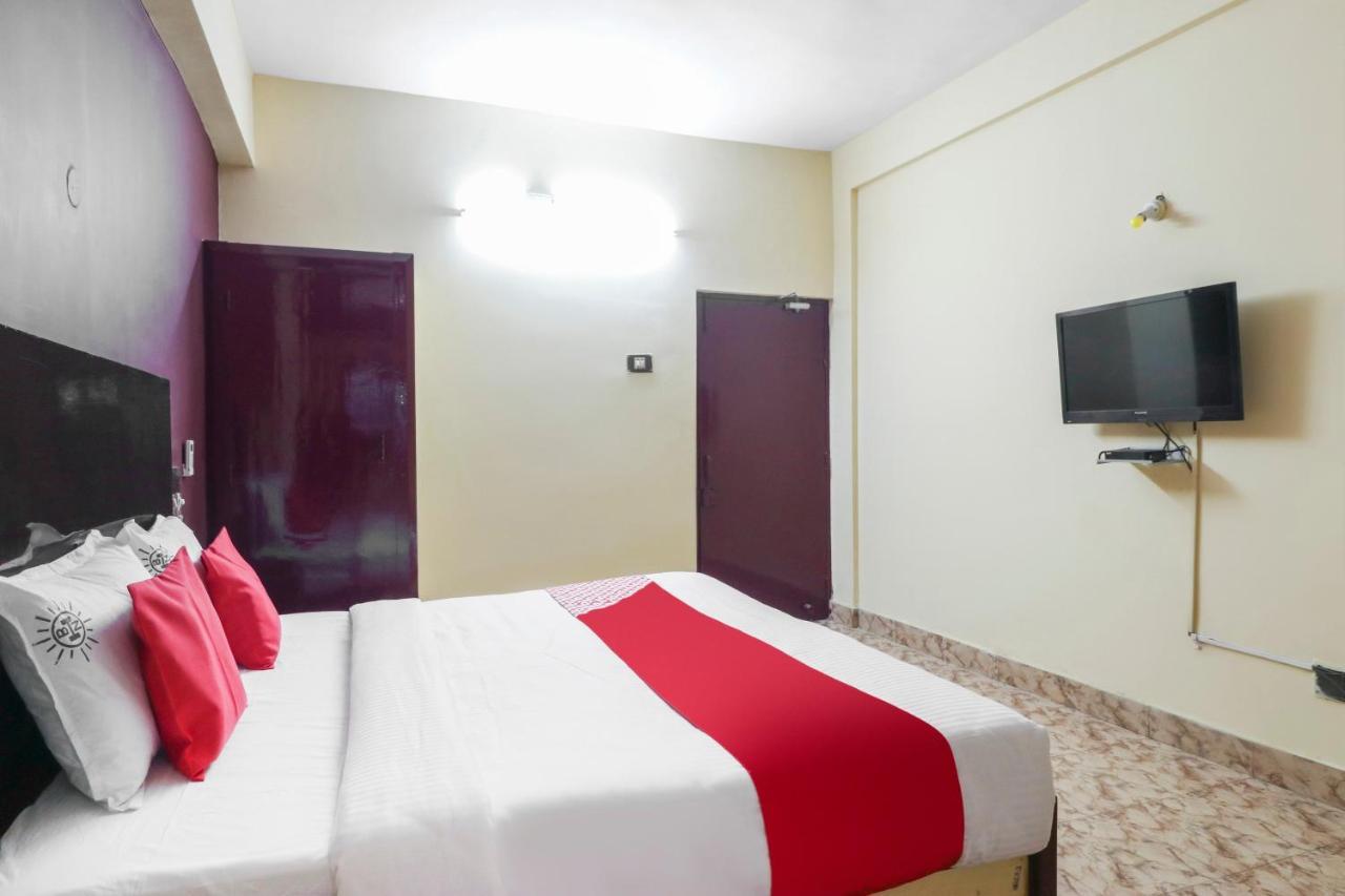 Oyo 45895 Hotel Blue Nile Ченнаи Экстерьер фото