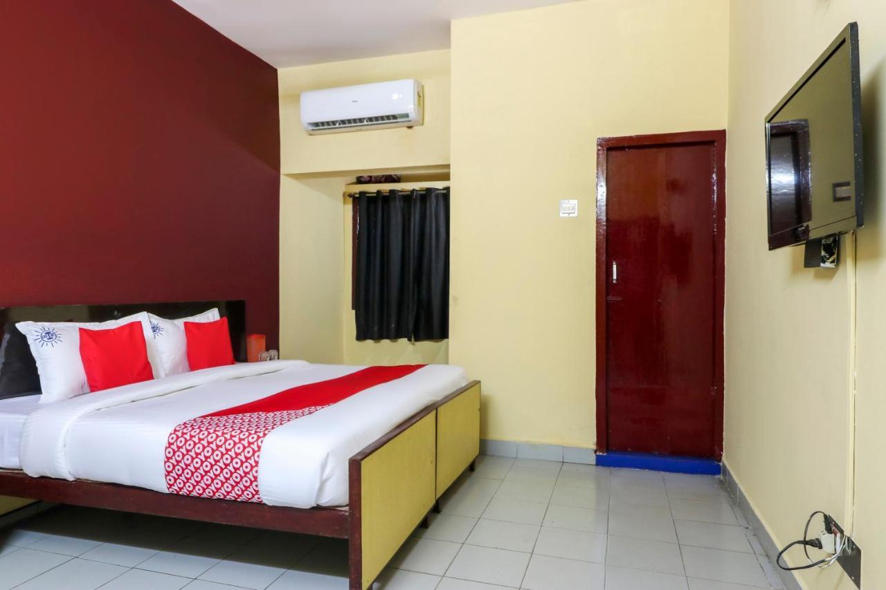 Oyo 45895 Hotel Blue Nile Ченнаи Экстерьер фото